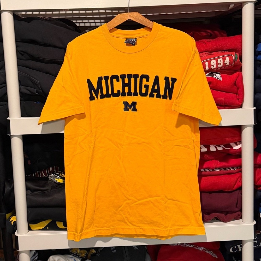 Vintage Y2K University of Michigan Embroidered Spell Out Yellow Mens Large shirt